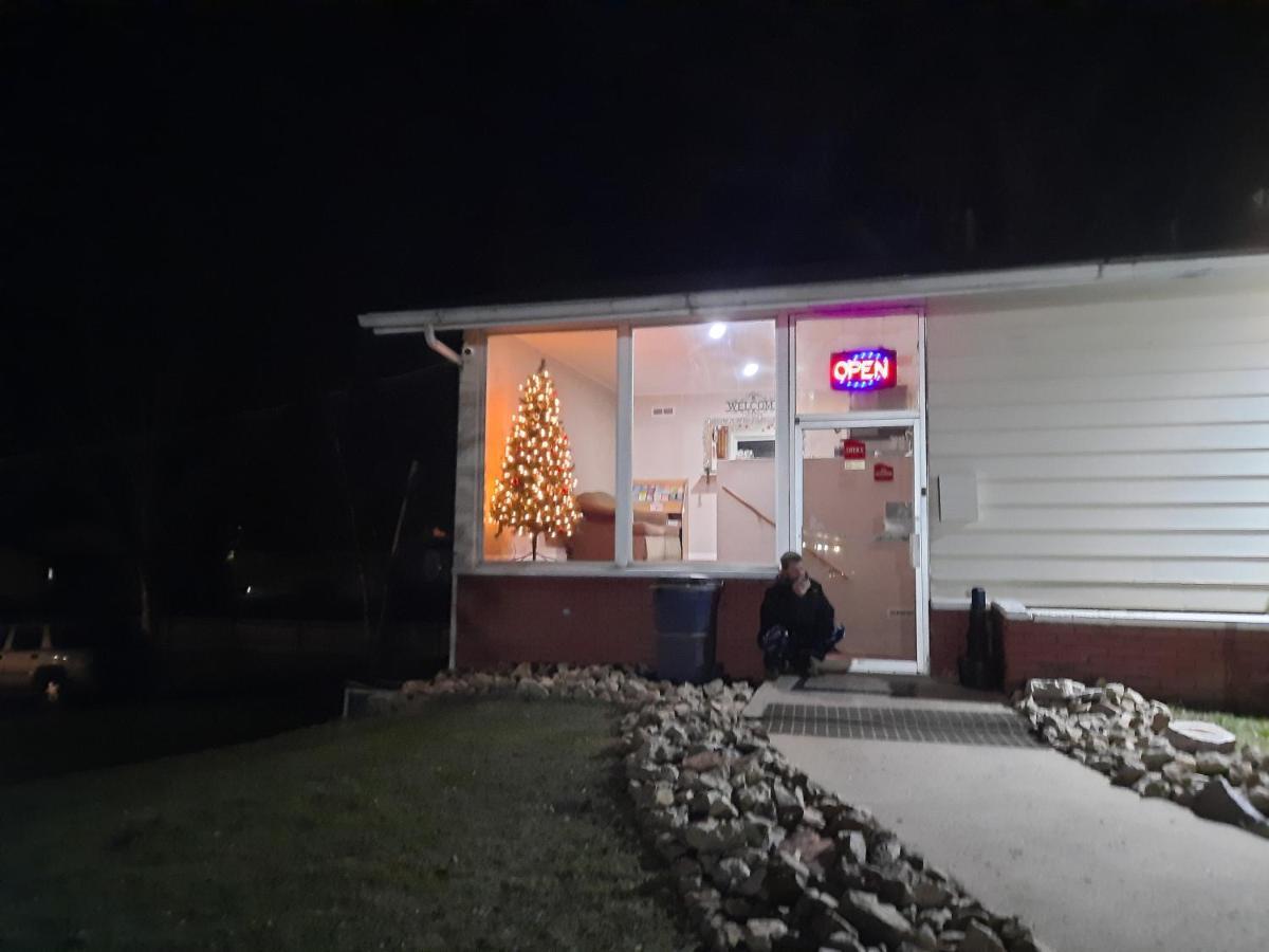 Motel Reedsburg Exterior foto